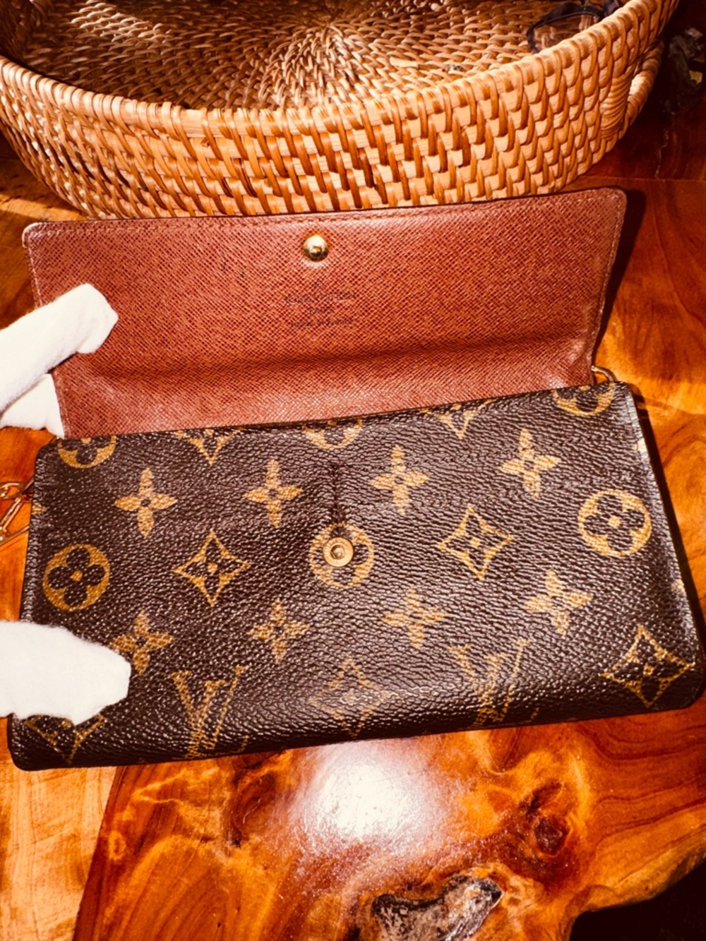 Louis Vuitton vintage Sarah long wallet monogram converted Crossbody 2008 - Picture 7 of 16